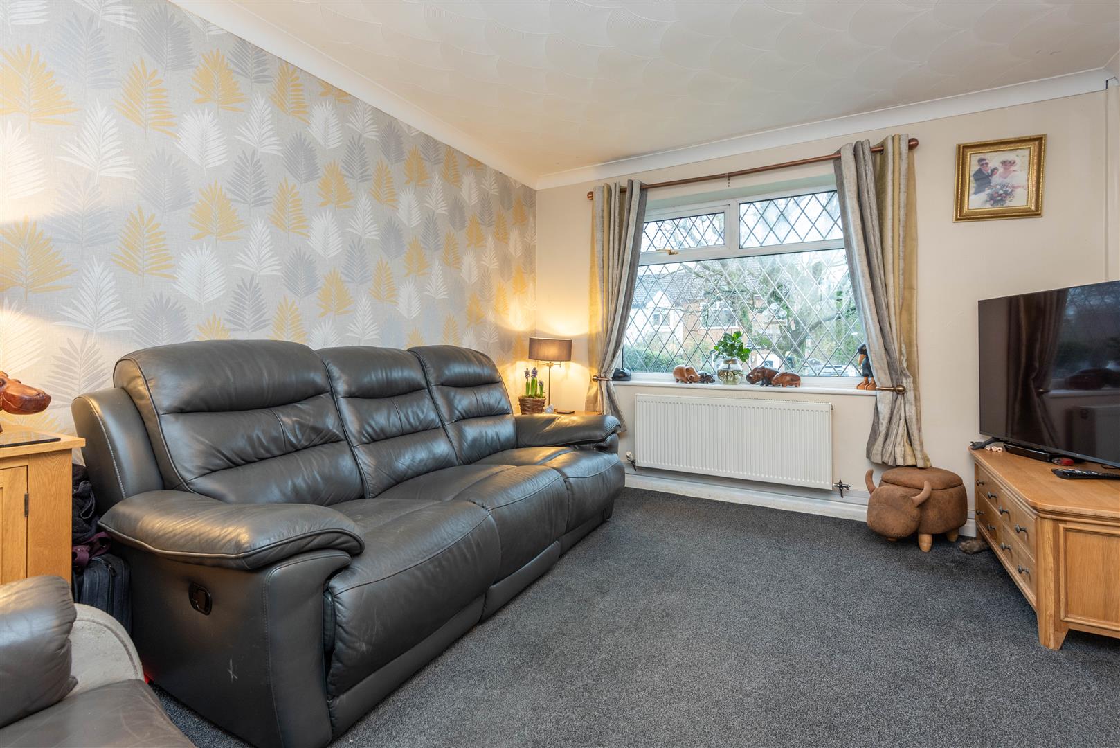 5 bed property in Carr Meadow, Preston